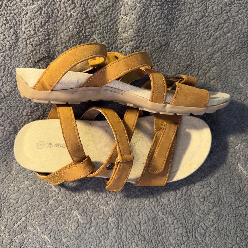 BearPaw Women's Tan Multi-Strap Sandals Sz 8​​